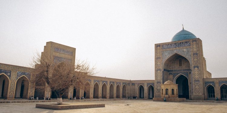 Ontdek de schoonheid en cultuur van Oezbekistan – De Juweel van Centraal-Azië